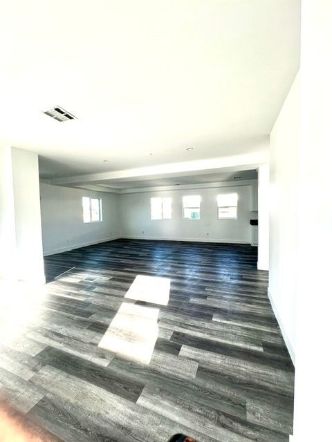 Building Photo - 789 E 41st Pl