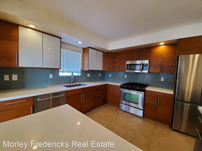 Foto del edificio - 2 br, 2 bath House - 482 Valley Street
