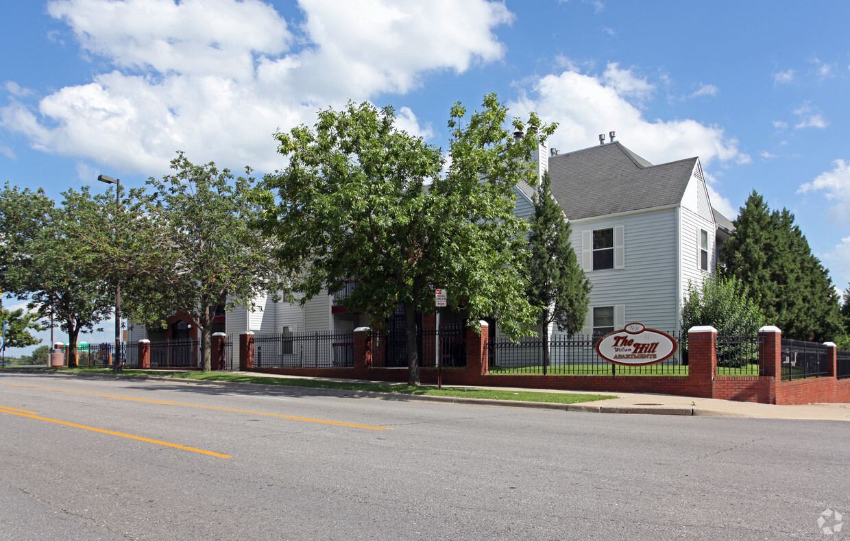 Primary Photo - 2401-2403 E 12th St