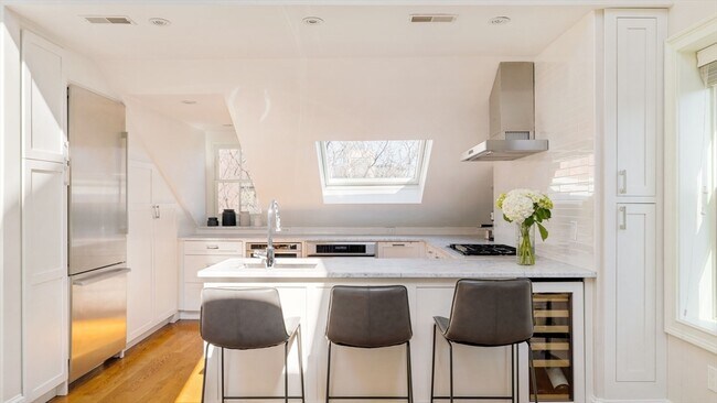Foto del edificio - 462 Shawmut Ave