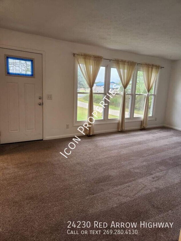 24230 Red Arrow Hwy, Mattawan, MI 49071 Room for Rent in Mattawan, MI