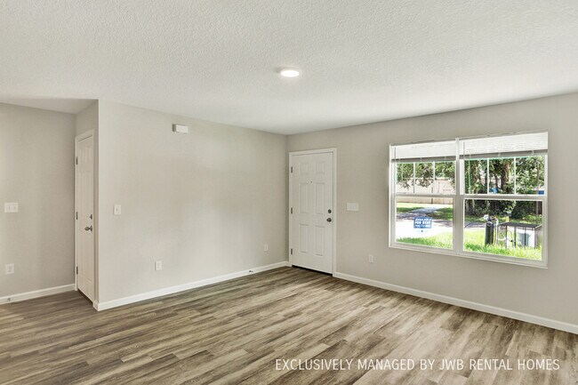 Building Photo - 3928 Autumn Ln