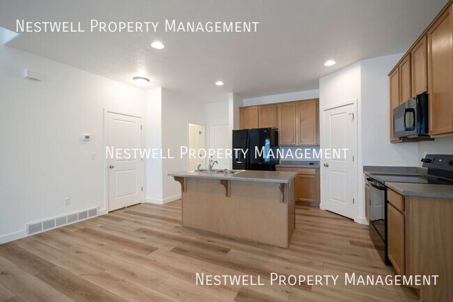 Building Photo - 15106 S Wild Horse Wy