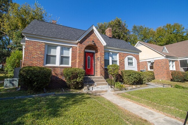 Building Photo - Renovated Historic Columbia Gem: 3-Bed, 2-Bath Home with Modern Updates, Walking Distance to Bull...