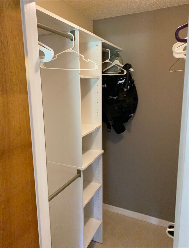 Foto del edificio - 565 Durant St