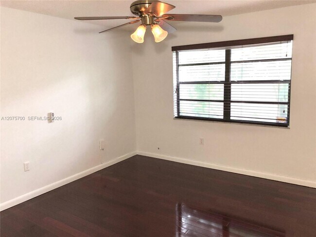 Foto del edificio - 8281 SW 128th St