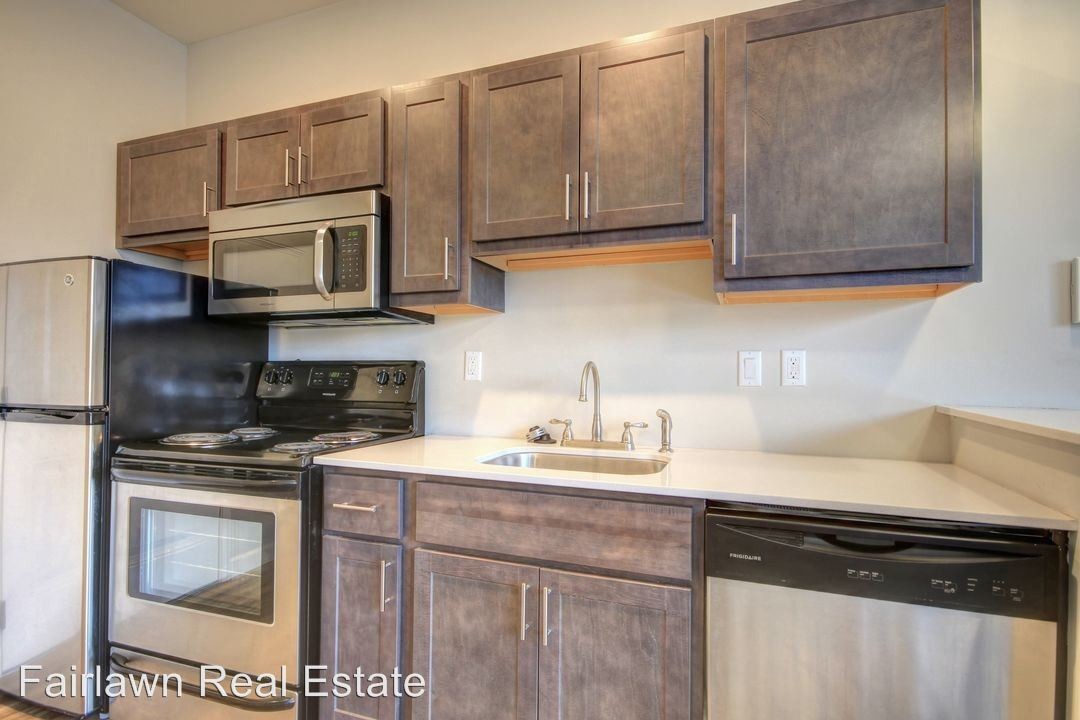 Foto principal - 2401 Clayton Blvd