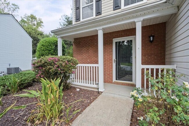 Foto del edificio - 506 Weatherstone Ct