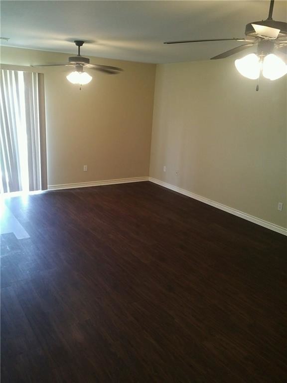 Foto del edificio - 246 Graystone Cir