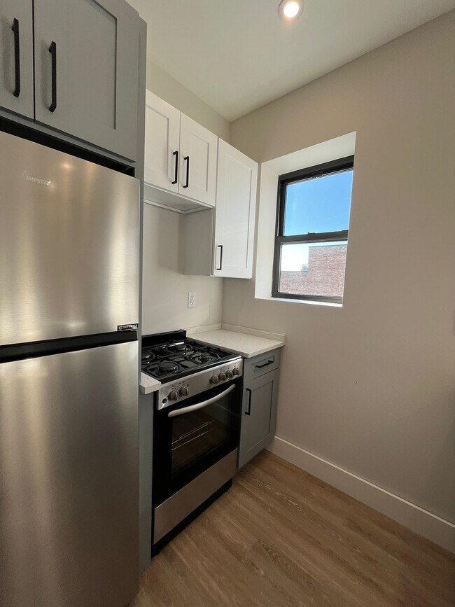 Foto del edificio - 268 Martin Luther King Jr Dr