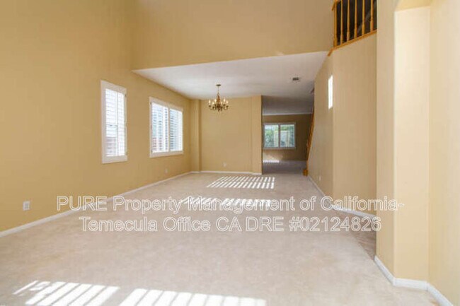 Building Photo - 41473 Temeku Dr