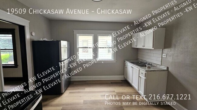 Foto del edificio - 19509 Chickasaw Ave