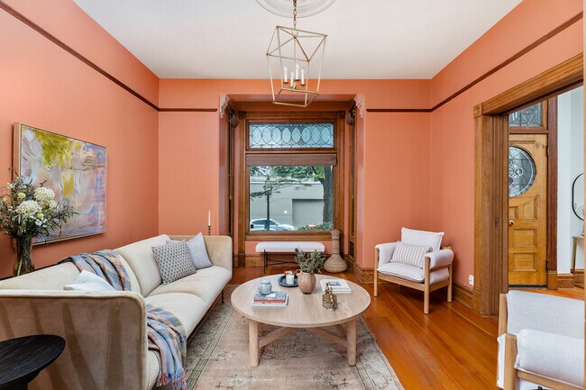 Foto del edificio - 1719 NW Irving St