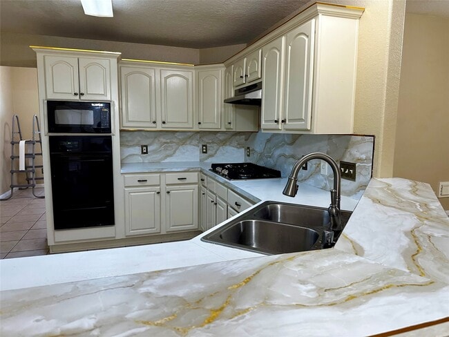 Foto del edificio - 12654 Stillington Dr