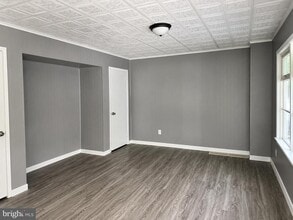 Building Photo - 229 N 65th St