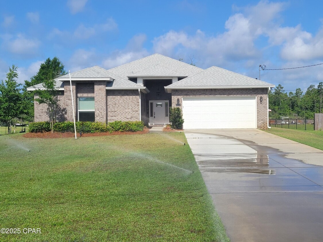 Foto principal - 1400 W Park Ln