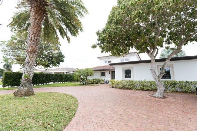 Foto del edificio - 1351 SW 4th Ave