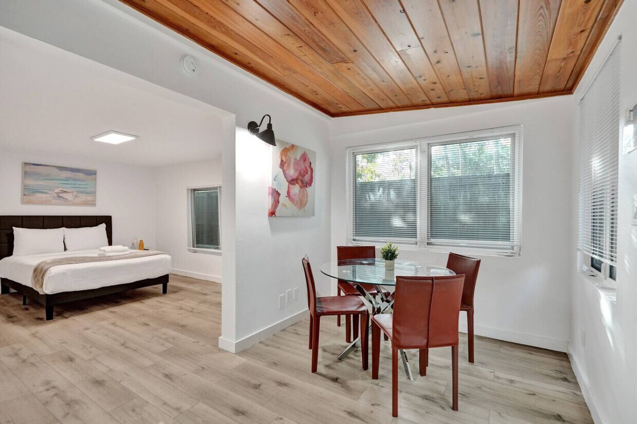 Foto principal - 1115 4th St