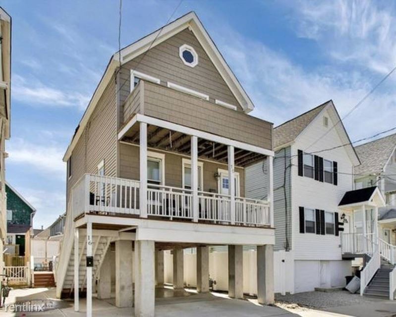 Primary Photo - 3 br, 2 bath House - 16 Beach Street