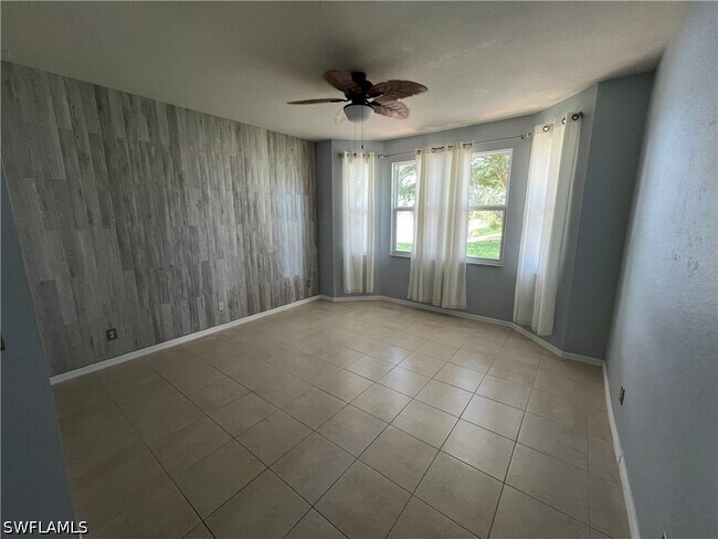 Foto del edificio - 608 Crossfield Cir