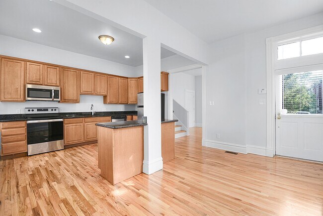 Foto del edificio - 2267 Indiana Ave