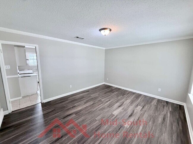 Foto del edificio - 2587 Wellons Ave