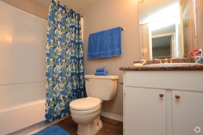 Bathroom - Banyan Shores