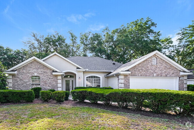 Building Photo - 755 Westminster Dr