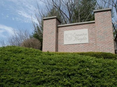 Plan entrance - 1522 Staunton Dr