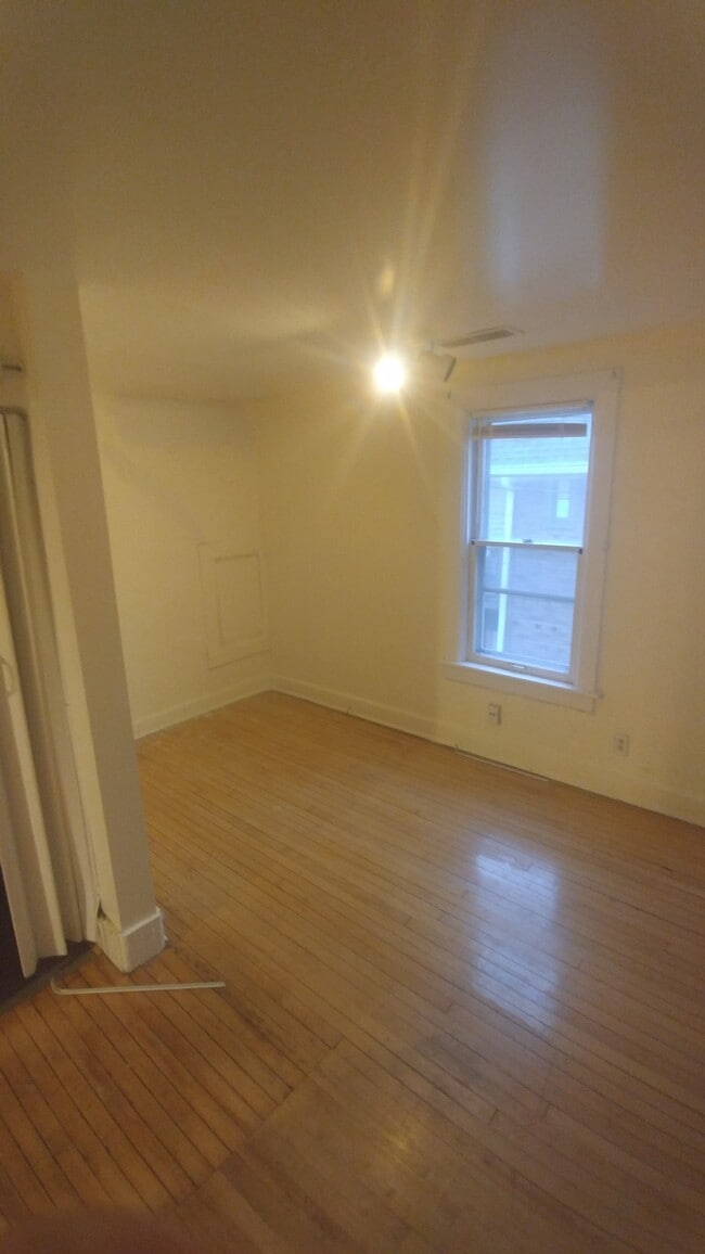 Building Photo - 1753 N Marshall St