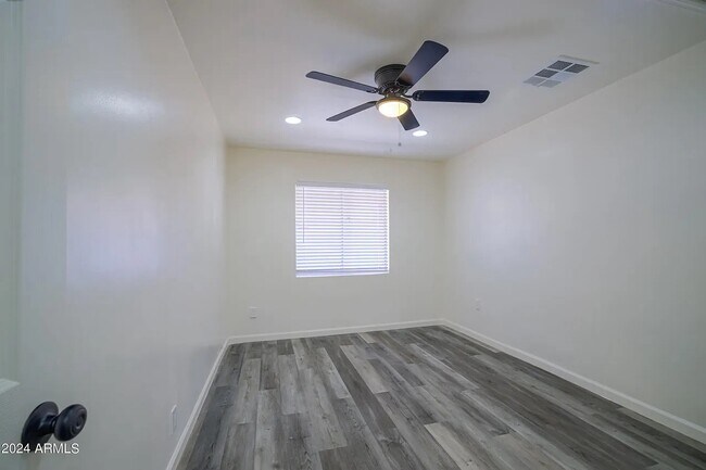 Foto del edificio - 426 N 17th Ave