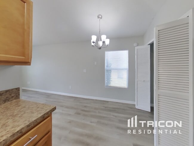 Building Photo - 12360 Anarania Drive Jacksonville FL