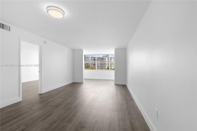 Photo - 1300 NE Miami Gardens Dr Apartment