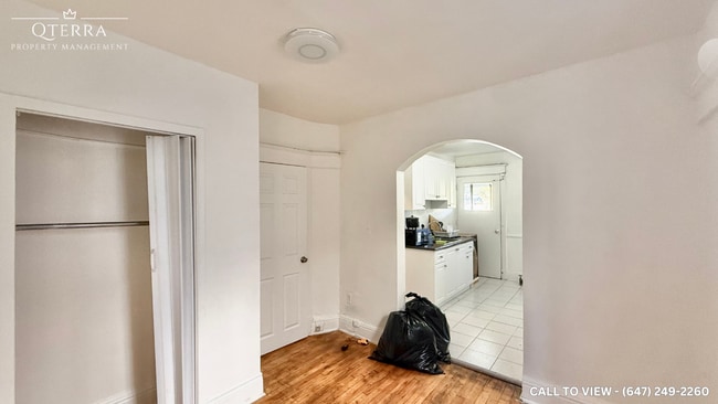 Photo du bâtiment - 938 Gerrard St E
