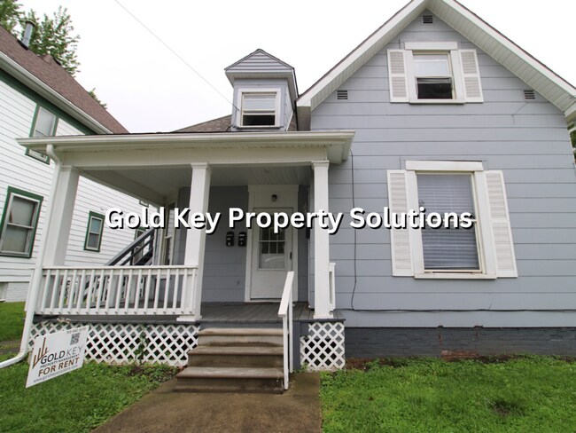 Building Photo - 907 W Main St