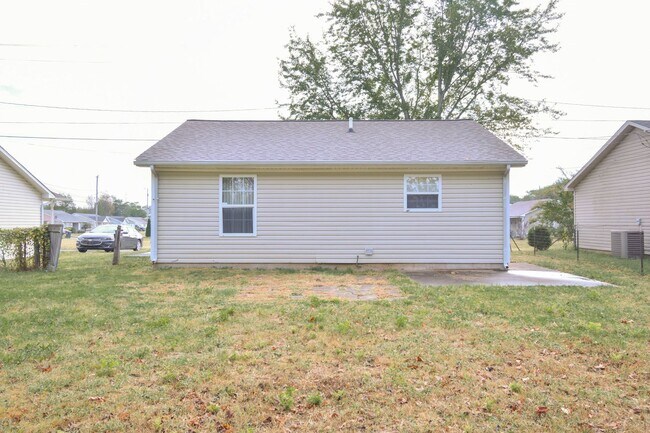 Building Photo - Ask about Move in Specials..