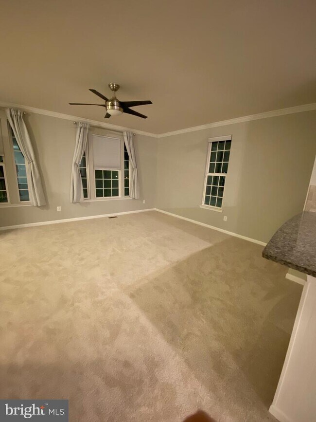 Building Photo - 129 Hornbeam Dr