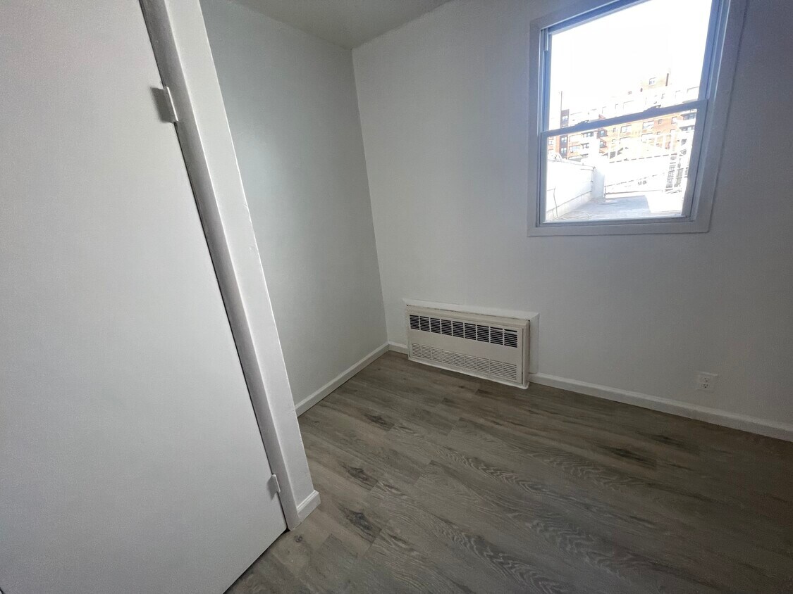 1972 W 3rd St, Brooklyn, NY 11223 Townhome Rentals in Brooklyn NY