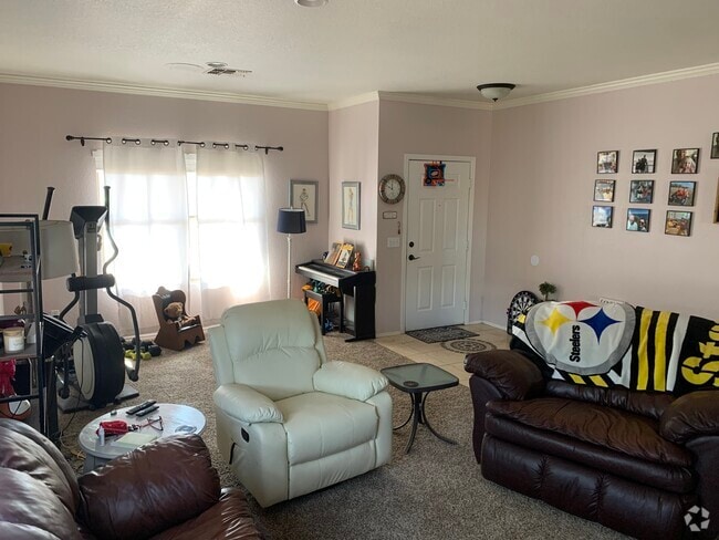 Building Photo - 3864 S Emery