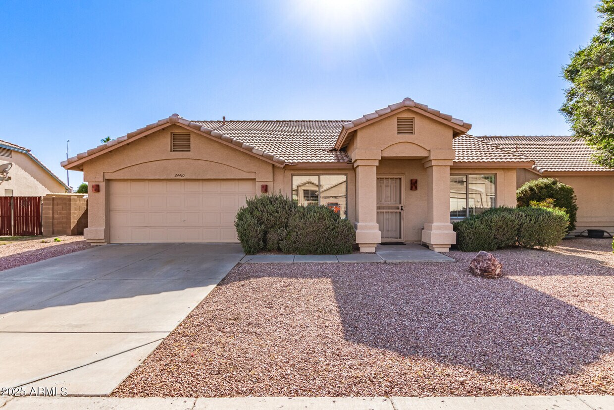 Primary Photo - 24410 N 39th Ave