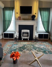 Building Photo - 511 2nd St