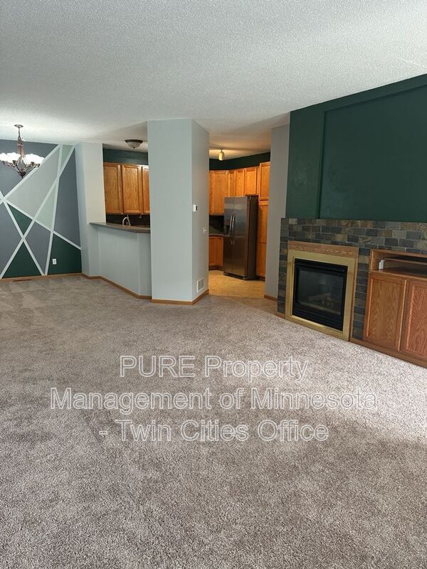 Foto del edificio - 3183 Juniper Ln