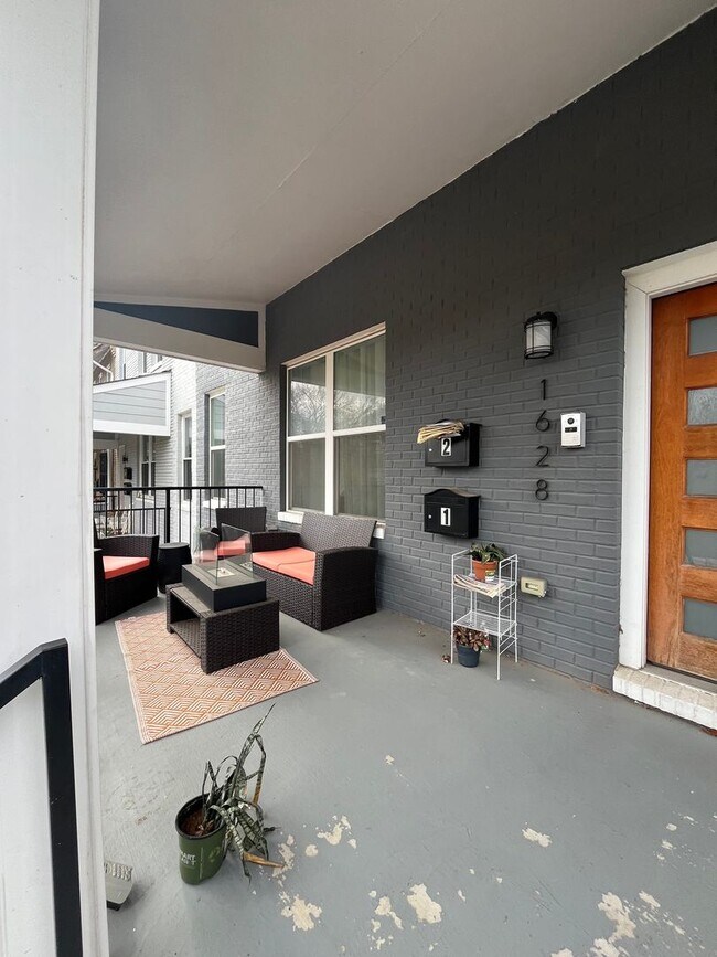 Foto del edificio - Stunning 4 BR/3 BA Townhome in Trinidad!