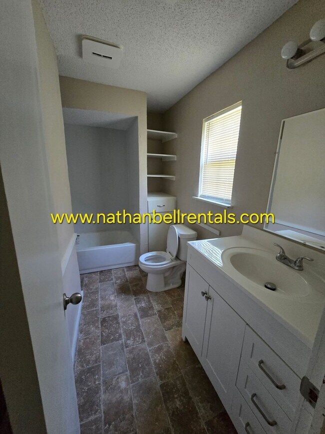 Foto del edificio - 1480 10th St NE