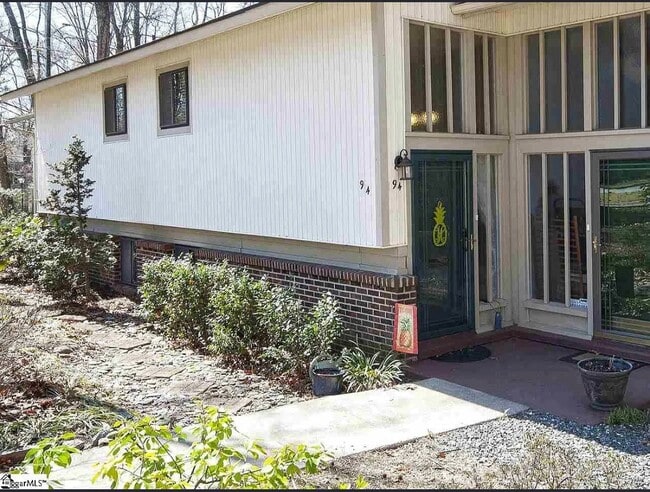 Building Photo - 94 Briarview Cir