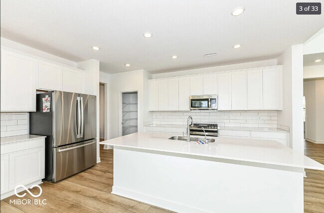 Foto del edificio - 5155 Summerton St
