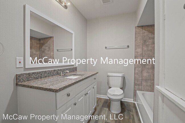 Foto del edificio - 4 br, 1 bath House - 3346 Tooms St.