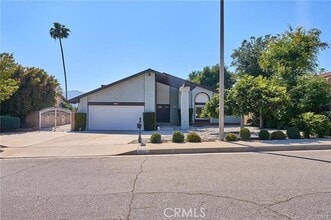 Building Photo - 4615 Leir Dr