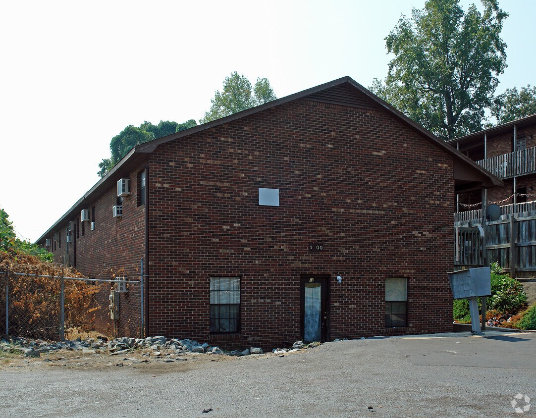 Building Photo - 1410 Academy Street Apartments