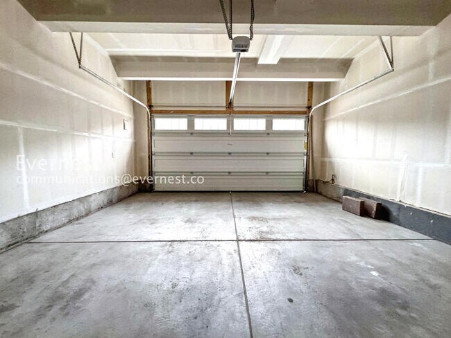 Foto del edificio - 17490 E 95th Pl